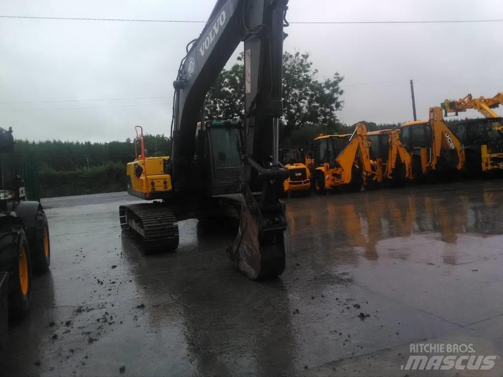 Volvo 210 C Pásové rýpadlá