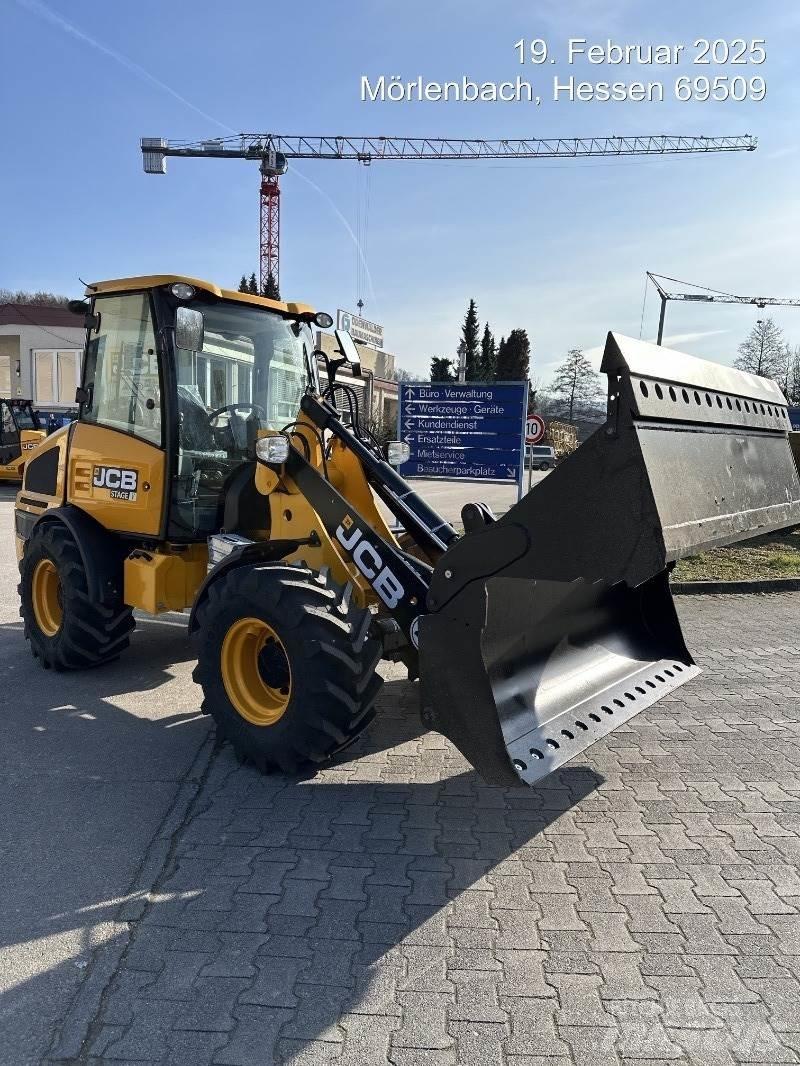 JCB 406 Kolesové nakladače