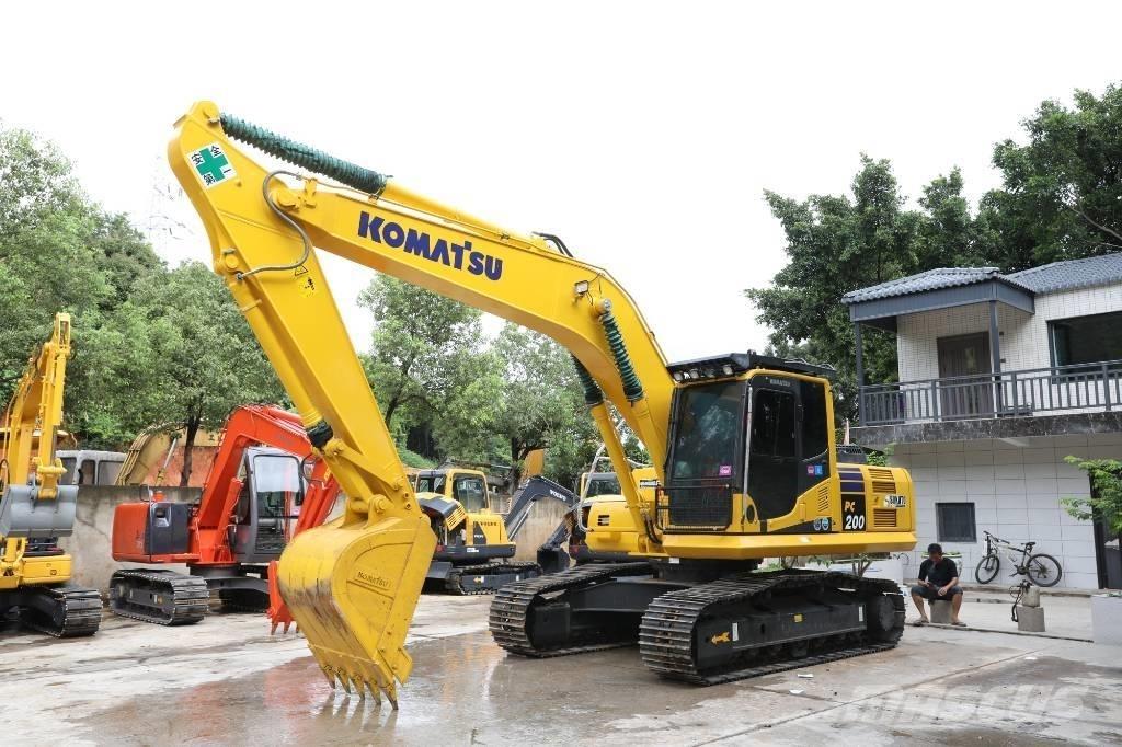 Komatsu PC 200-8 Mini rýpadlá < 7t