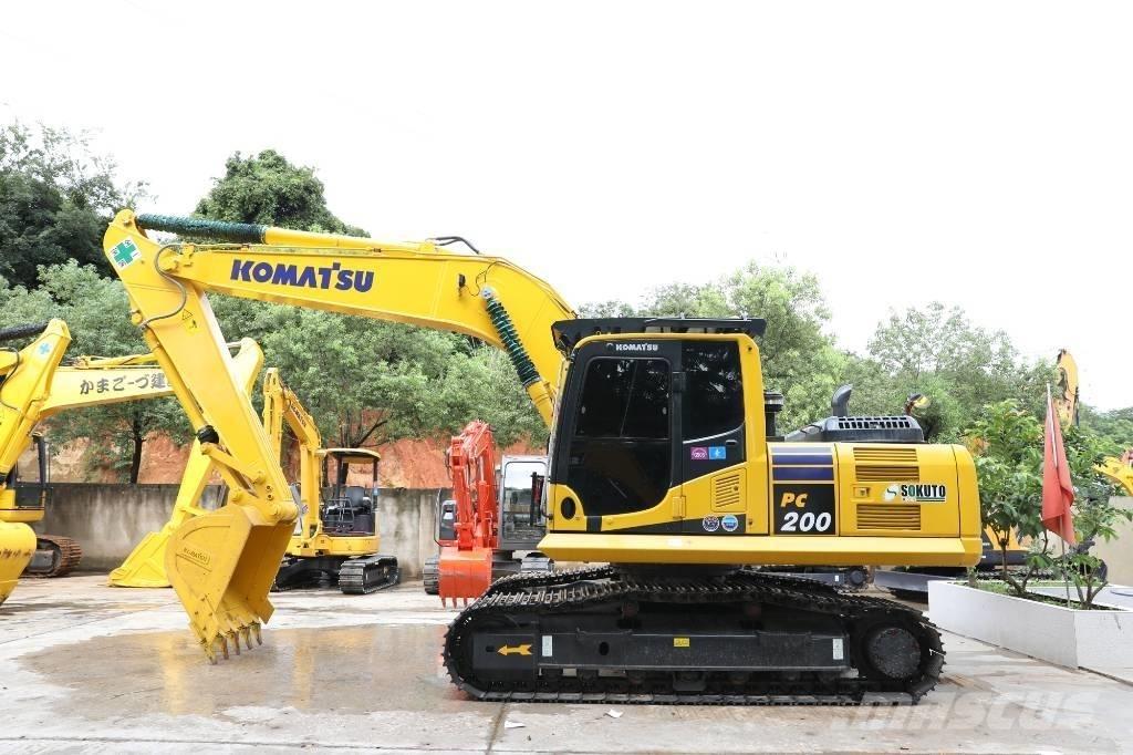 Komatsu PC 200-8 Mini rýpadlá < 7t