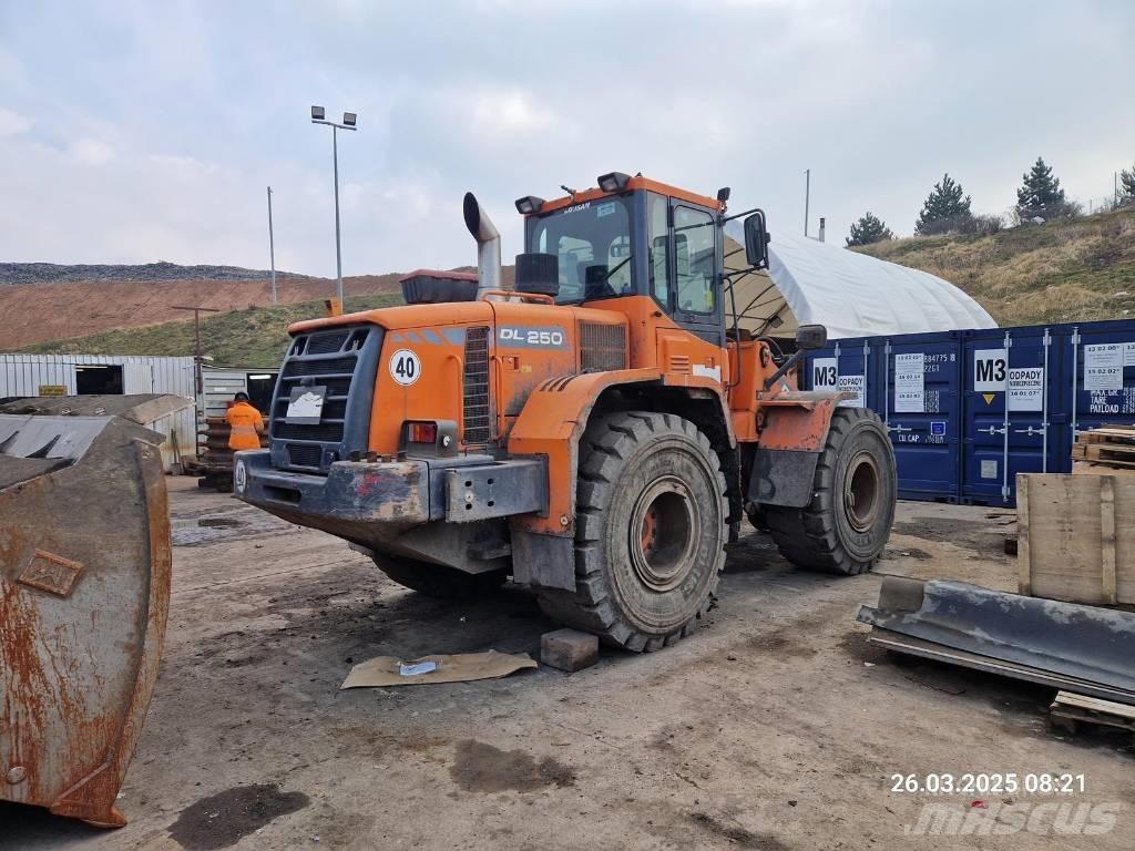 Doosan DL 250 Kolesové nakladače