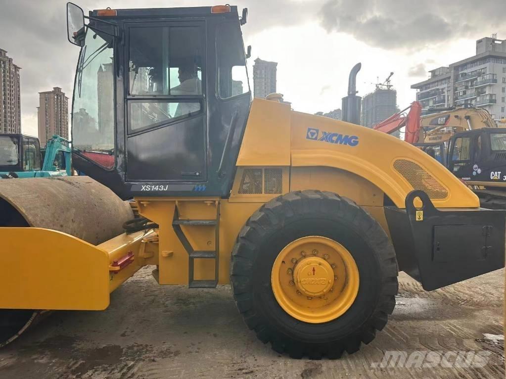 XCMG XS 142 J Pôdne kompaktory
