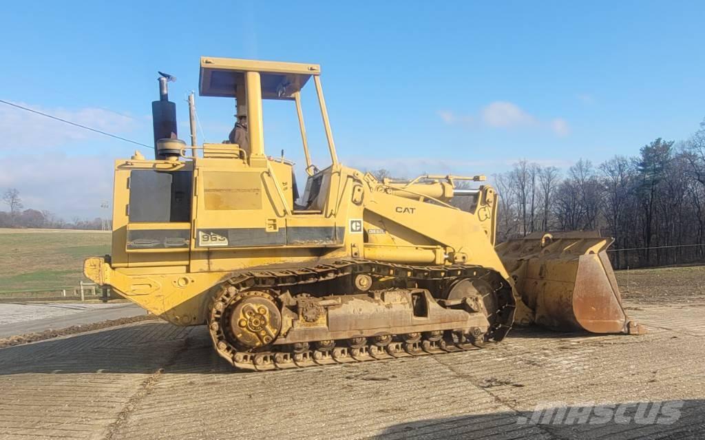 CAT 963 Pásové nakladače