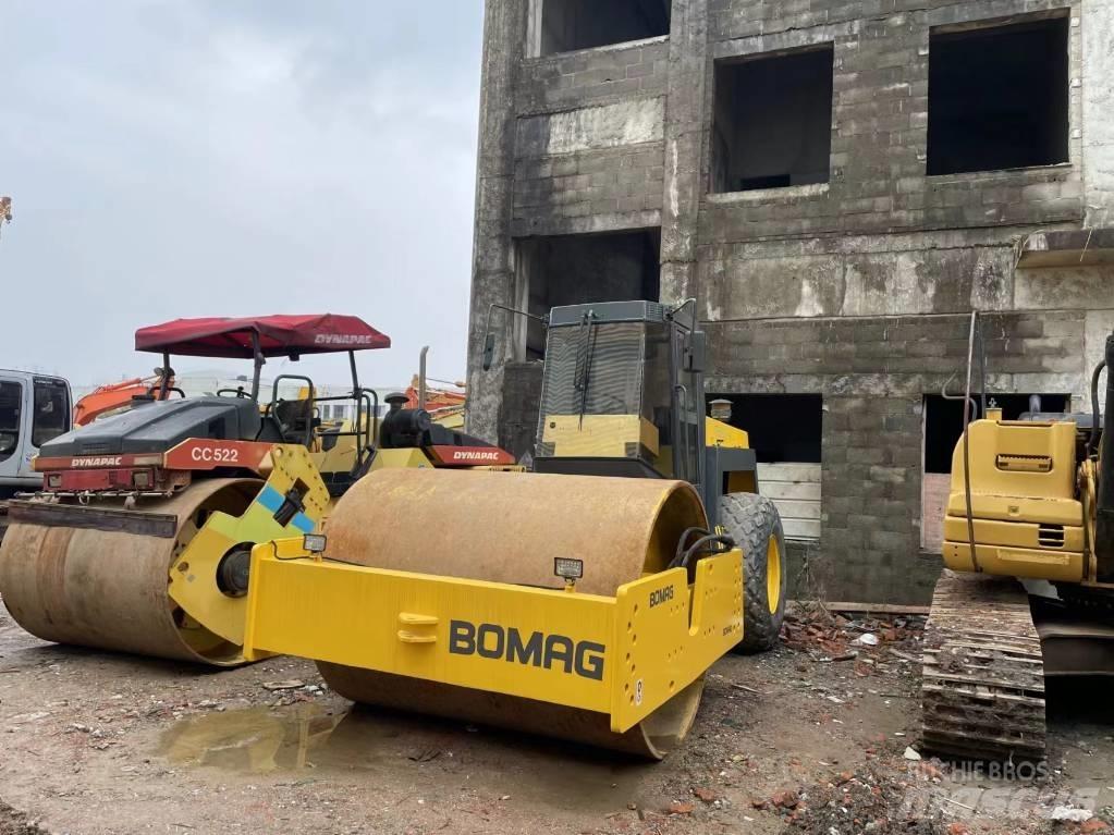 Bomag BW 217 Ťahačové valce