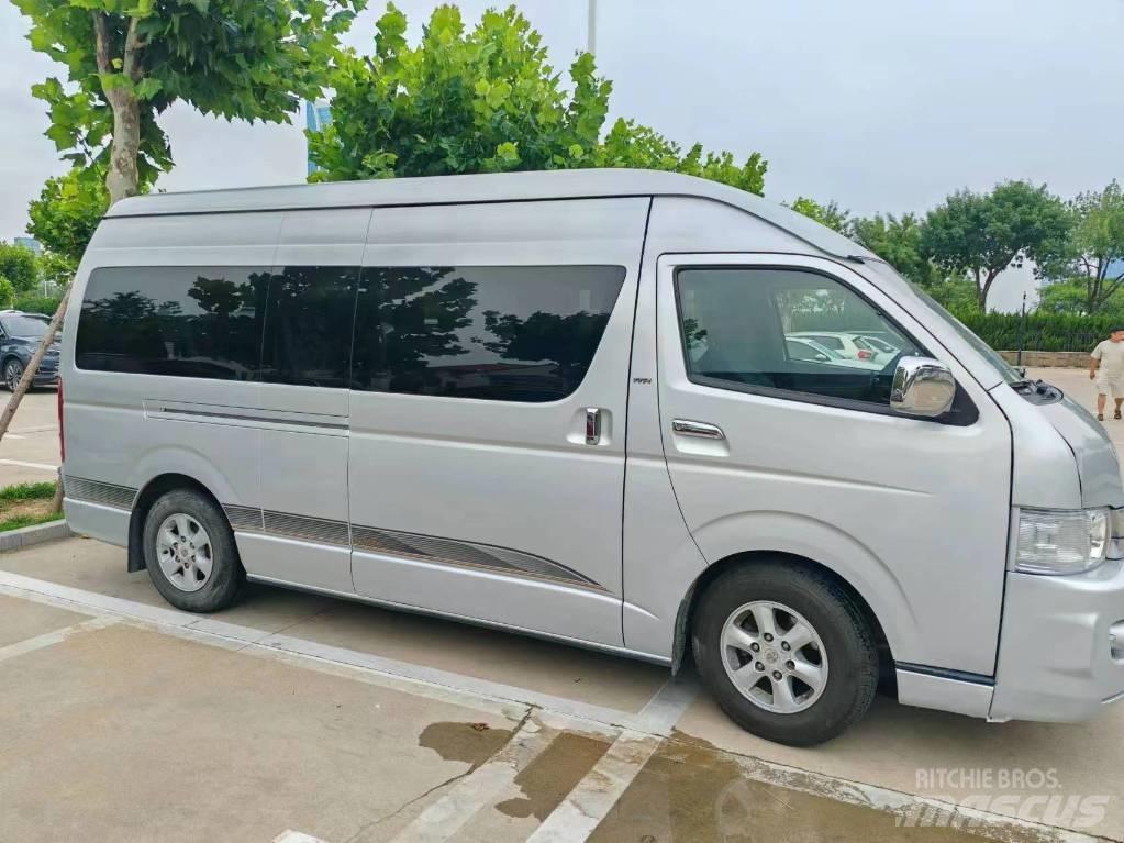 Toyota Coaster Medzimestské autobusy