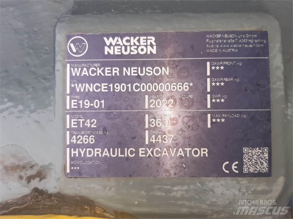 Wacker Neuson ET42 Pásové rýpadlá