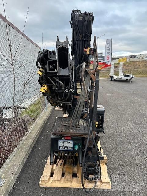 Hiab 122 B-3 CL Nakladacie žeriavy