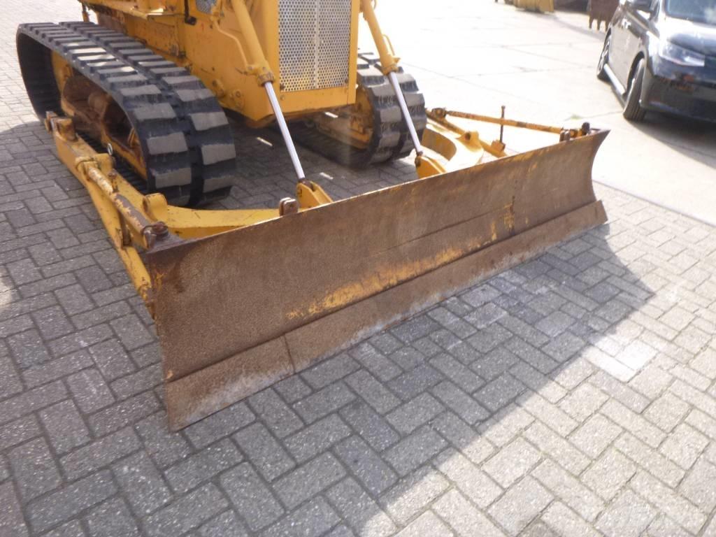 Mitsubishi BD2 F Pásové dozéry