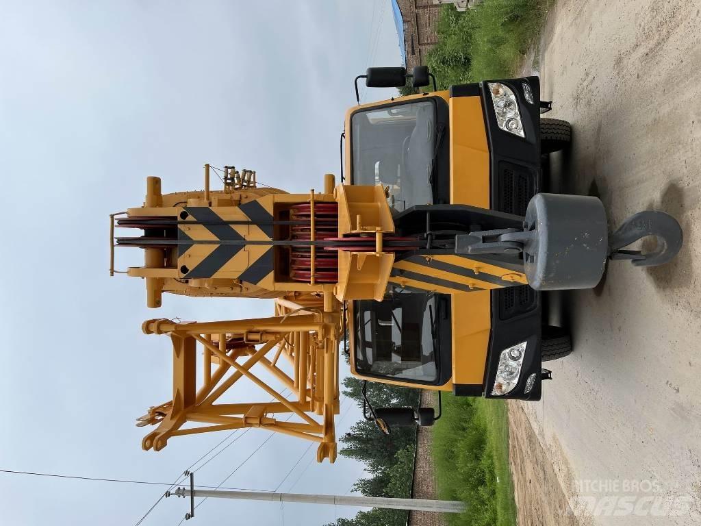 XCMG QY130K-1 Univerzálne terénne žeriavy