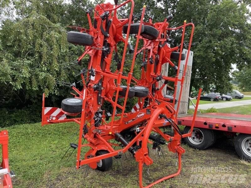 Kuhn GF10803 Obracače a zhrabovače sena