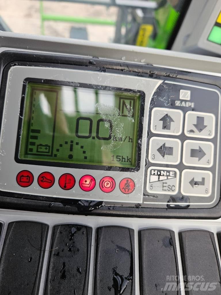 Merlo EW25.5-90 Teleskopické manipulátory