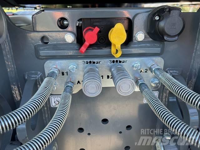 Wacker Neuson EW 100 Kolesové rýpadlá