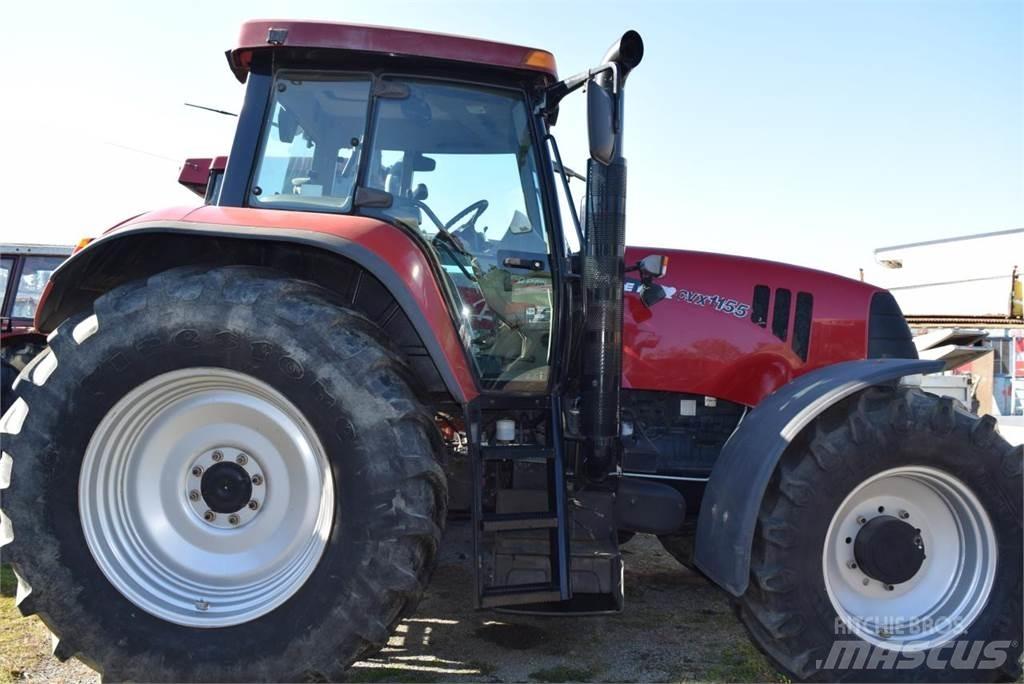 Case IH CVX 1155 Traktory