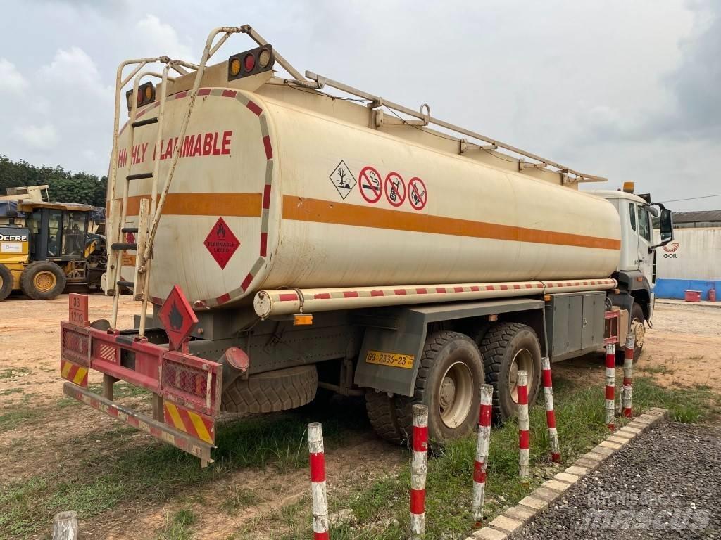  SINOTRUCK E7G340 Cisternové nákladné vozidlá