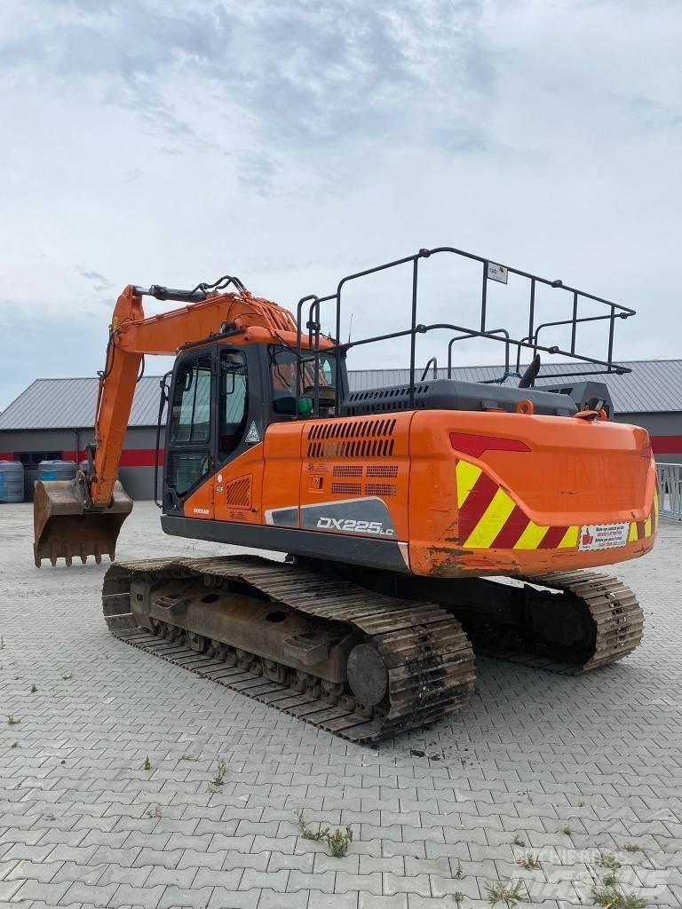 Doosan DX 225 LC Pásové rýpadlá