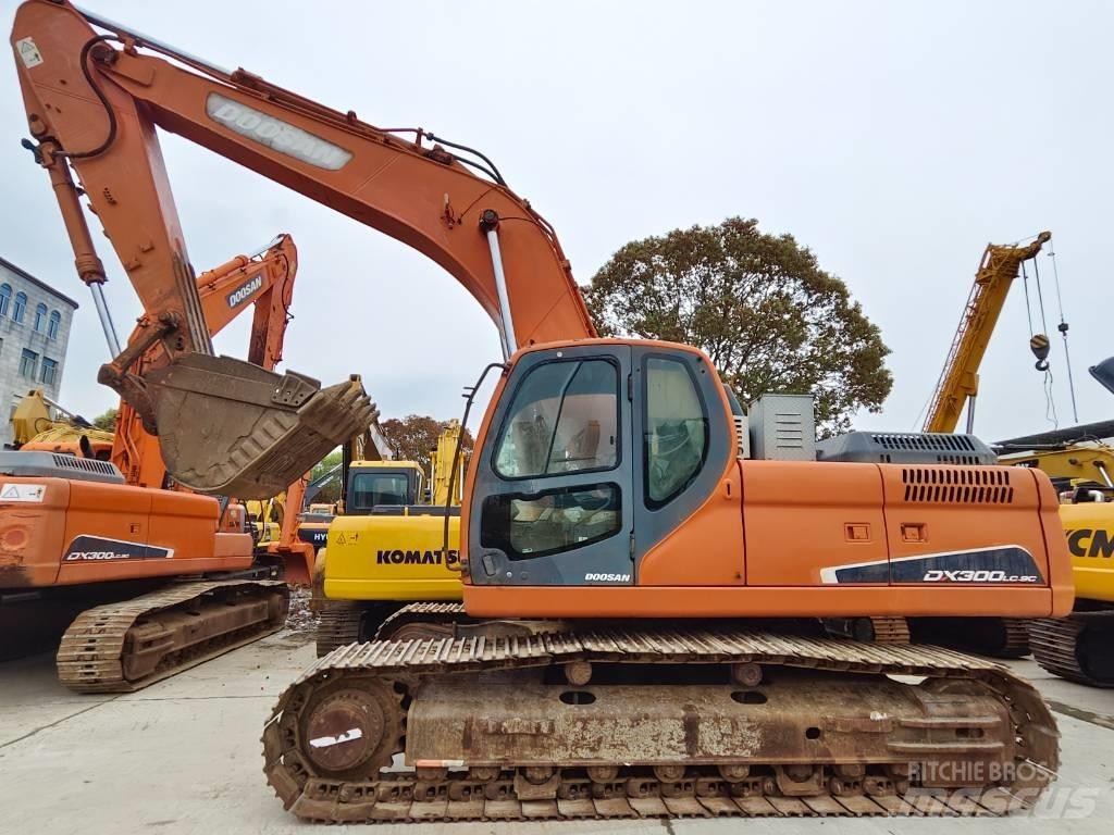Doosan DX 300 LC Pásové rýpadlá