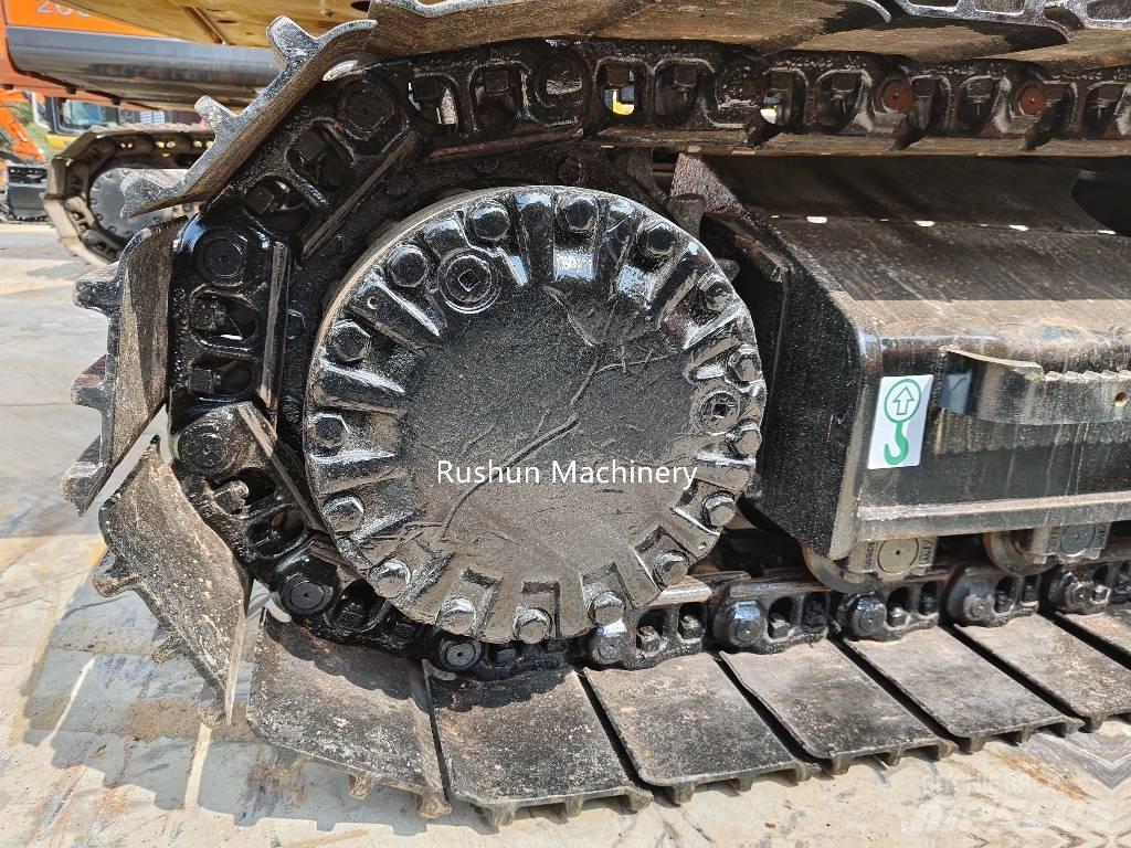 CAT 320D Pásové rýpadlá