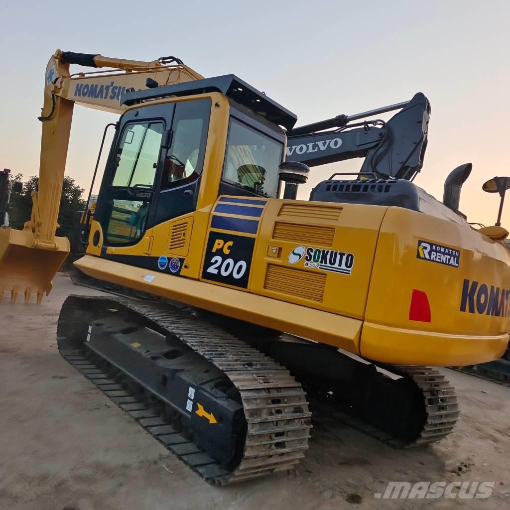 Komatsu PC 200-8 Pásové rýpadlá