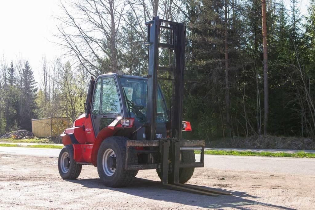 Manitou M 30.4 Terénne vysokozdvižné vozíky