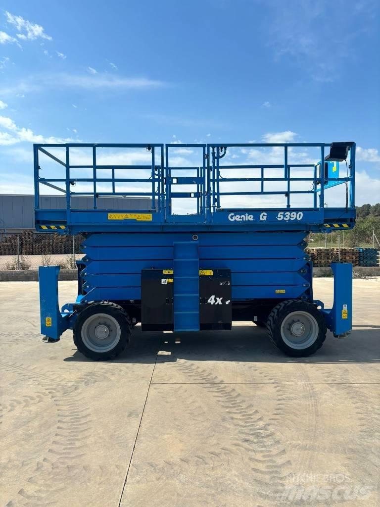 Genie GS 5390 RT Nožnicové zdvíhacie plošiny