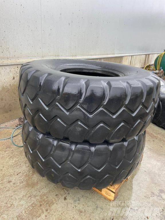  Diversen banden Pneumatiky, kolesá a ráfiky