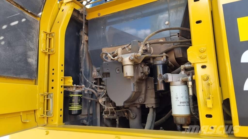 Komatsu PC 210 LC-11 Pásové rýpadlá