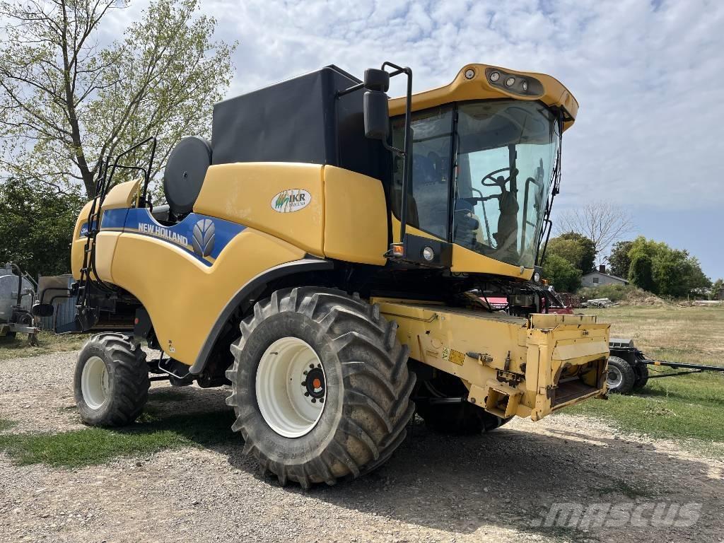 New Holland CX 6090 Kombinované zberacie stroje