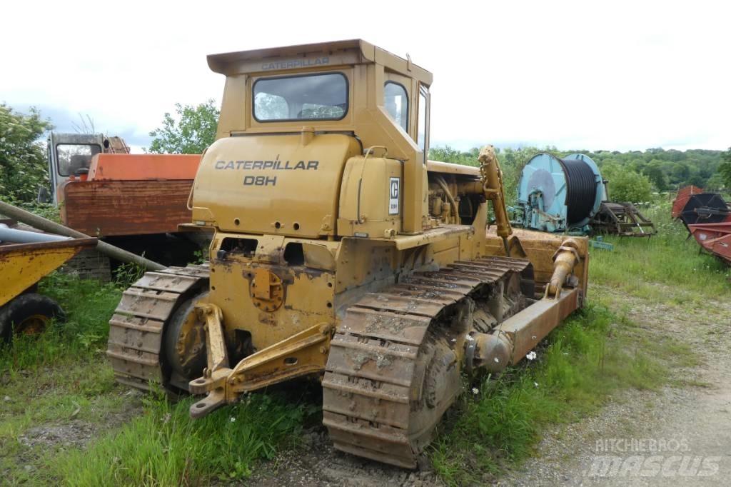CAT D 8 H Pásové dozéry