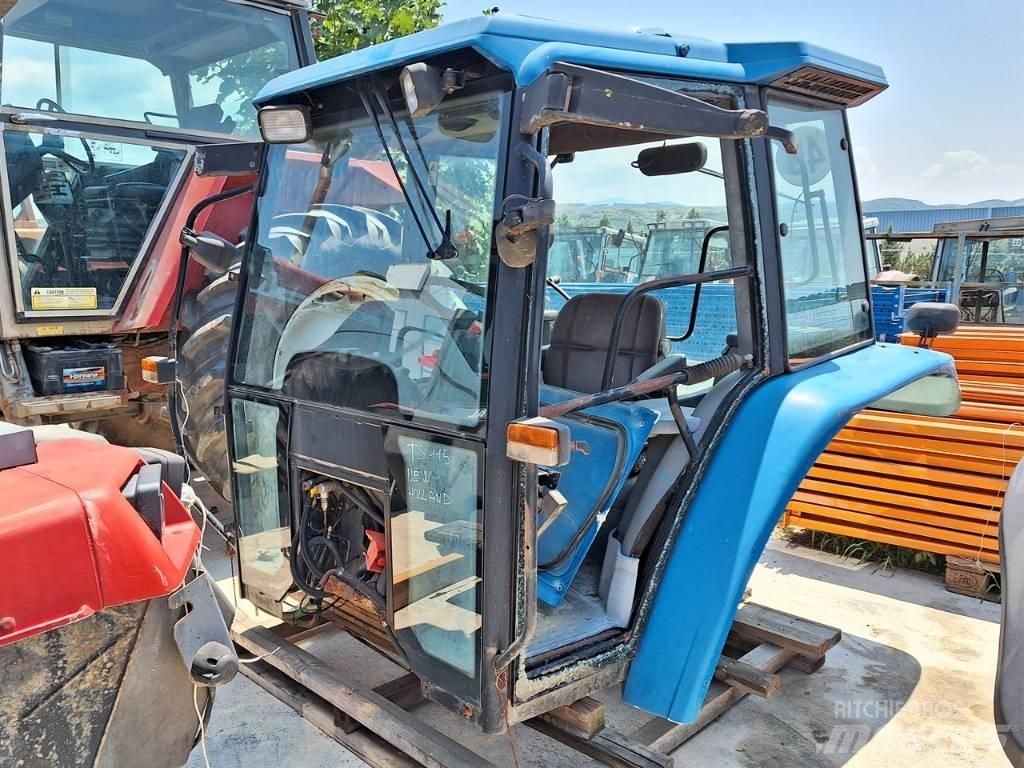 New Holland TM 140 Kabíny a interiér