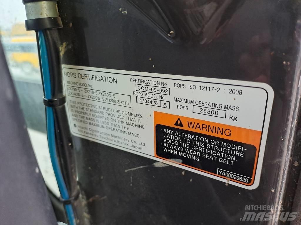 Hitachi ZX210LC-5B Pásové rýpadlá