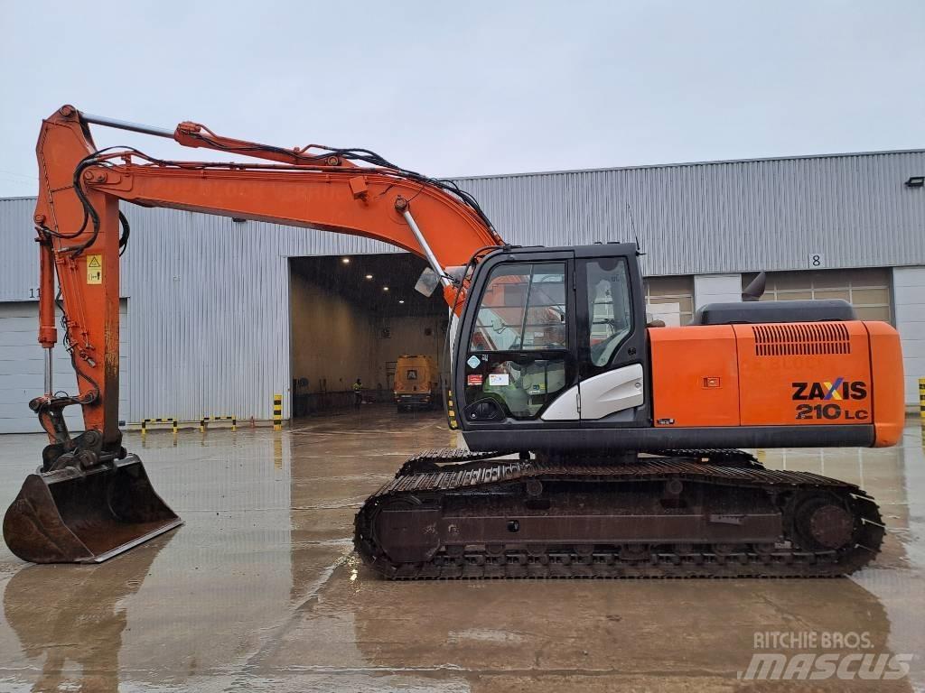 Hitachi ZX210LC-5B Pásové rýpadlá