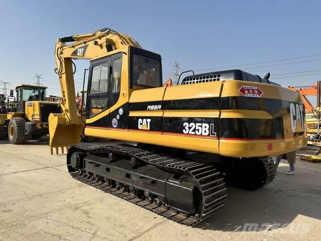 CAT 325 B L Pásové rýpadlá