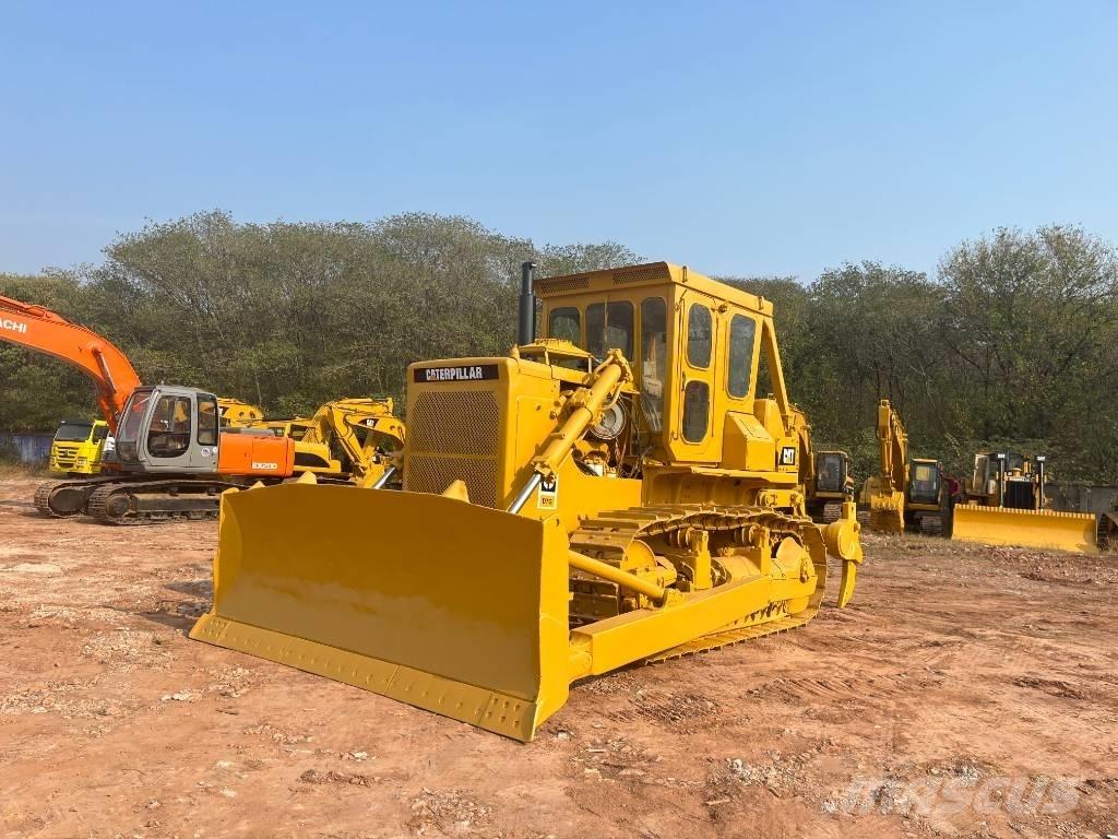 CAT D7G Pásové dozéry
