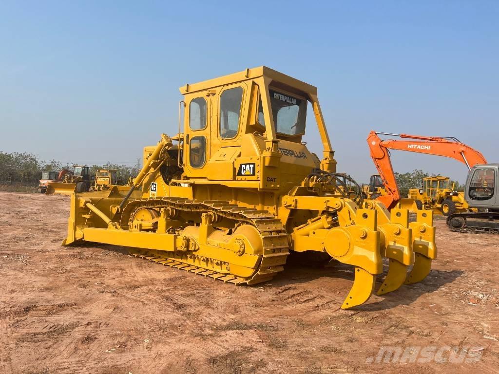 CAT D7G Pásové dozéry