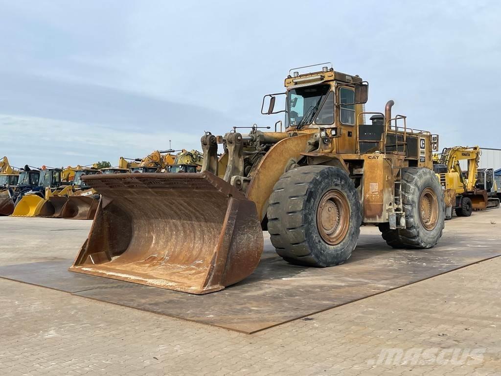 CAT 988B Kolesové nakladače