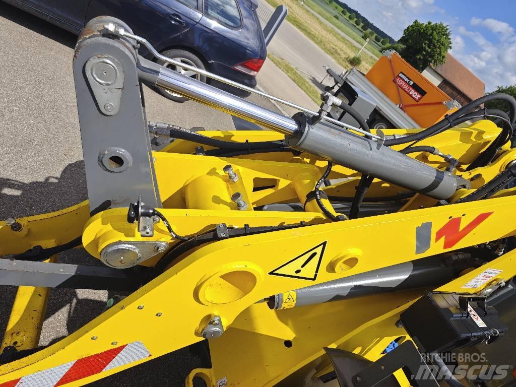 Wacker Neuson WL 70 Kolesové nakladače