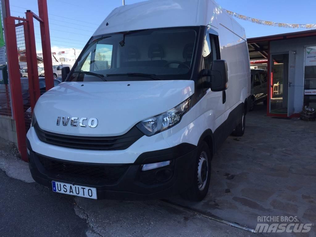 Iveco Daily 35 S 12 Skriňová nadstavba