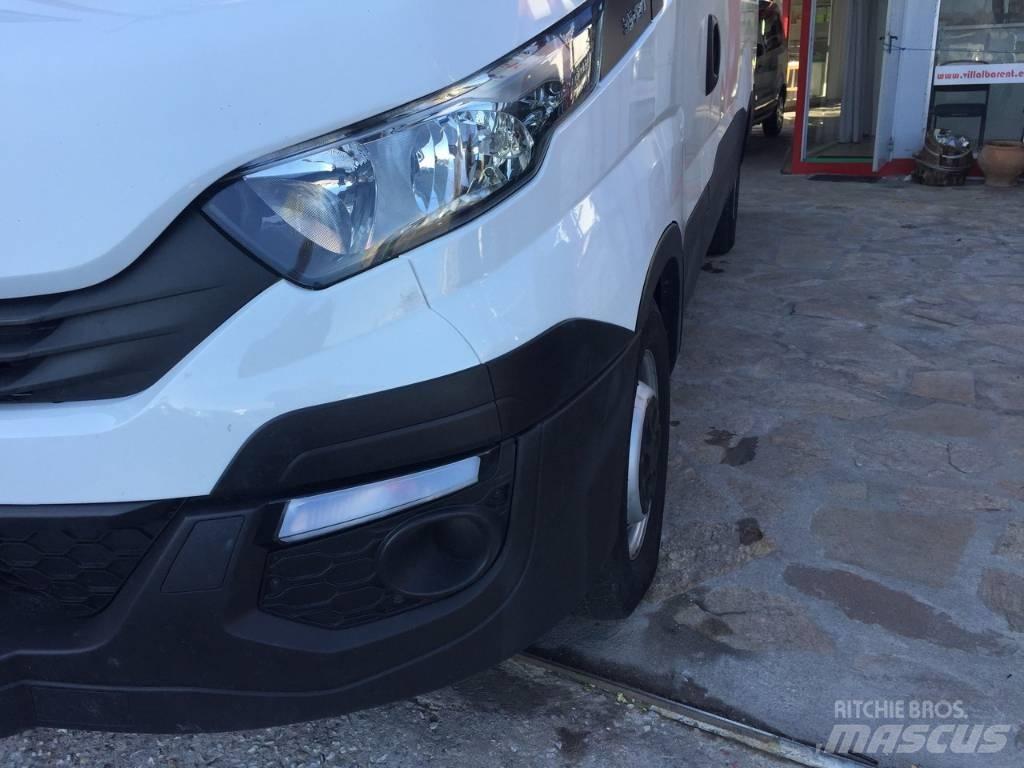 Iveco Daily 35 S 12 Skriňová nadstavba