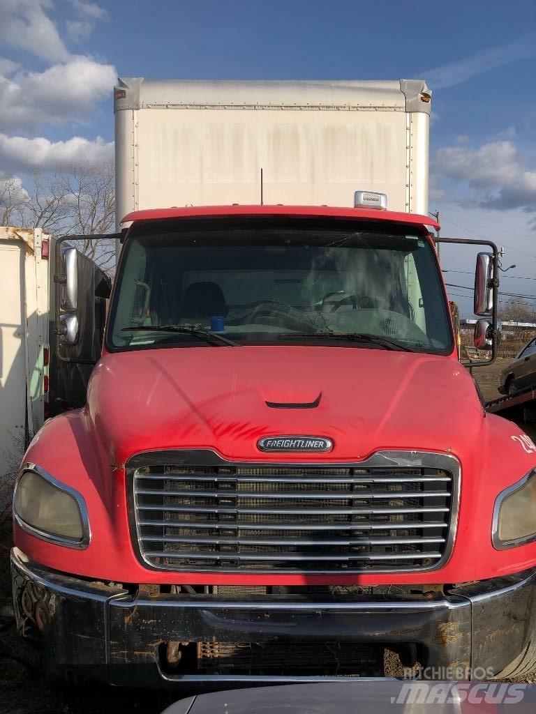 Freightliner m2 Skriňová nadstavba