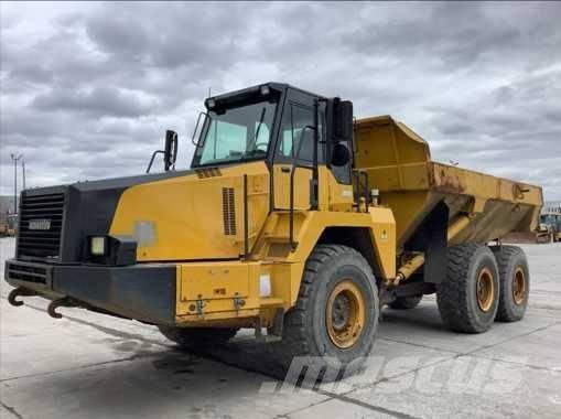 Komatsu HM 300 Kĺbové nákladné autá