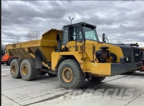 Komatsu HM 300 Kĺbové nákladné autá