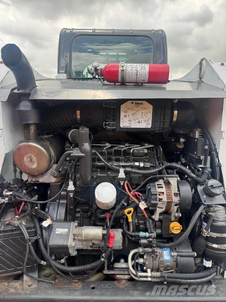 Bobcat T 550 Šmykom riadené nakladače