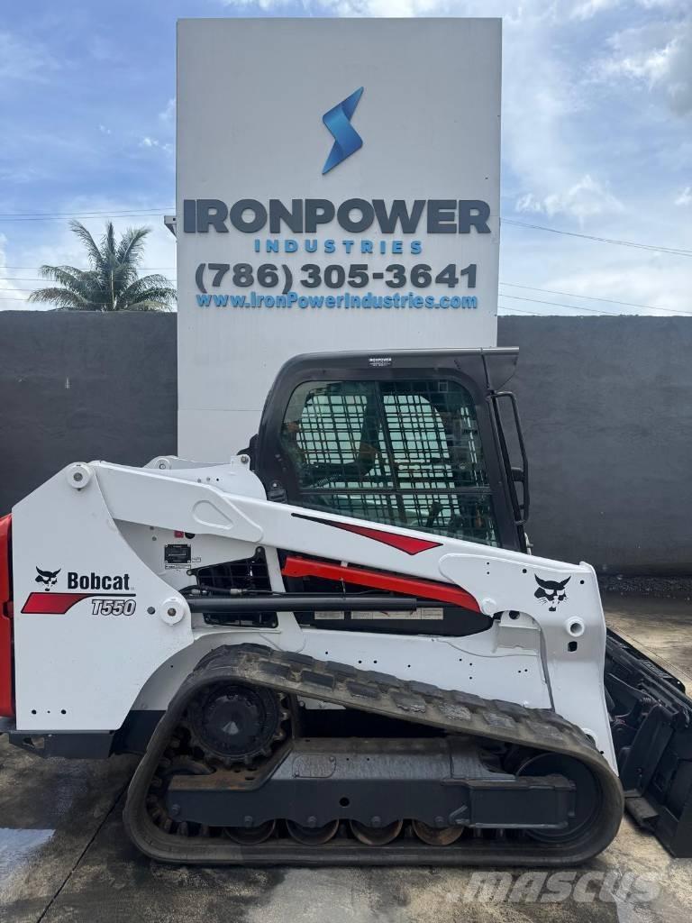Bobcat T 550 Šmykom riadené nakladače