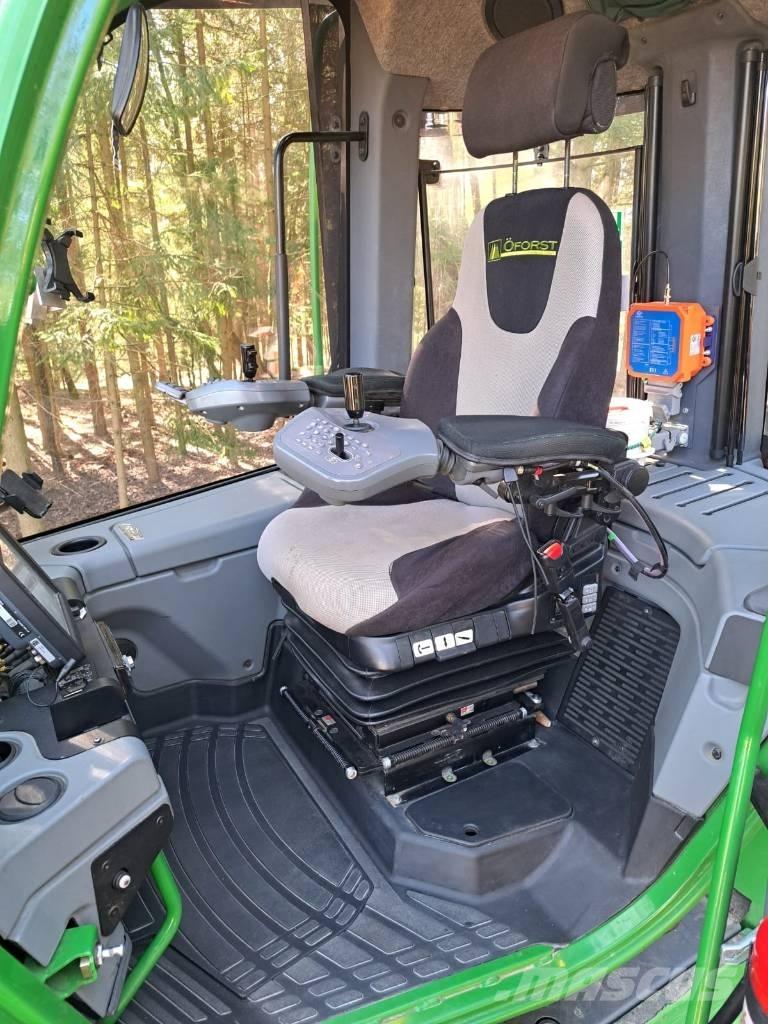 John Deere 1110 G Lesné traktory