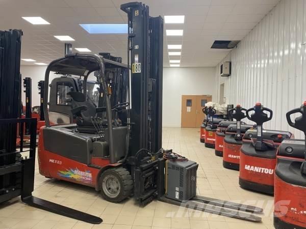 Manitou ME320 Terénne vysokozdvižné vozíky