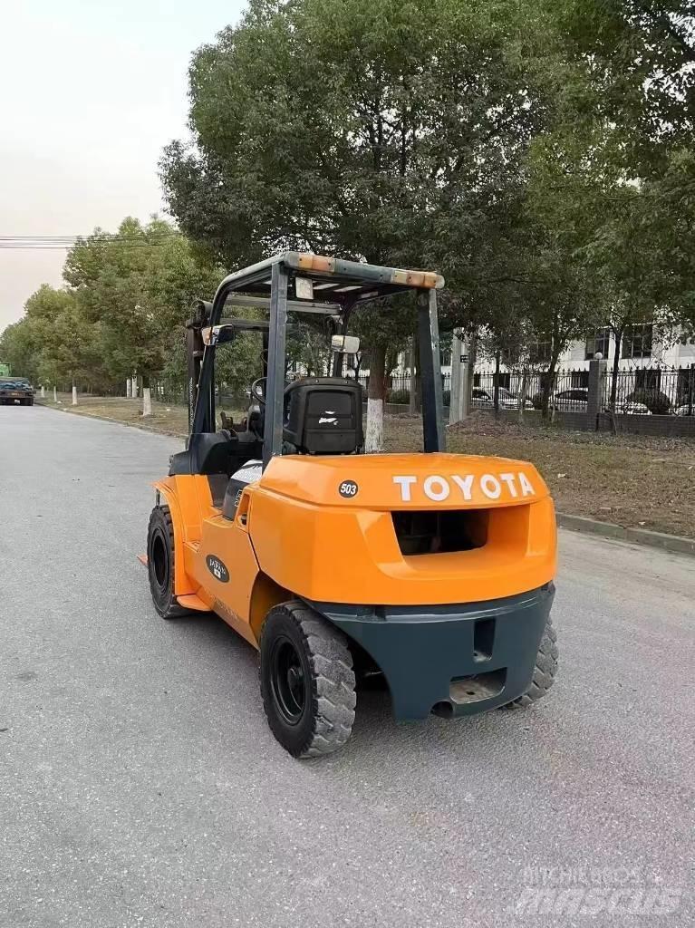 Toyota FD 50 Dieselové vozíky