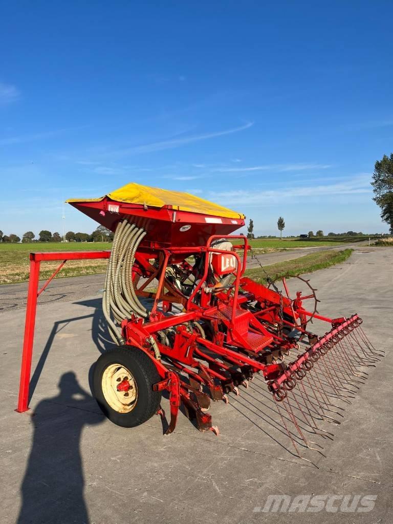 Lely Polymat Mechanické sejačky