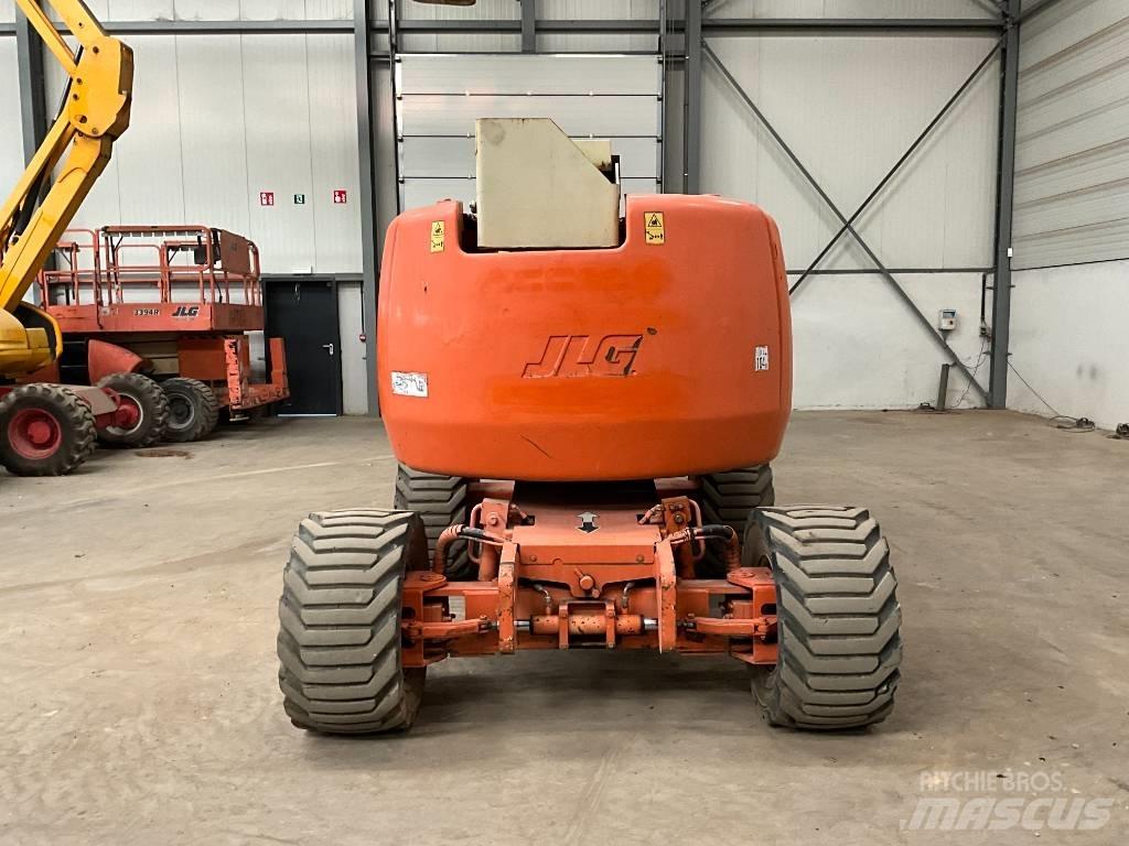 JLG 450 AJ Kĺbové plošiny