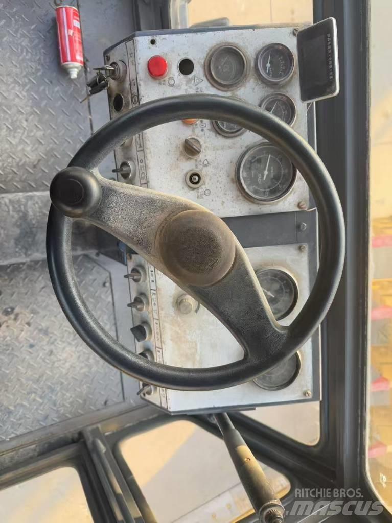 Dynapac CC 211 Tandemové valce