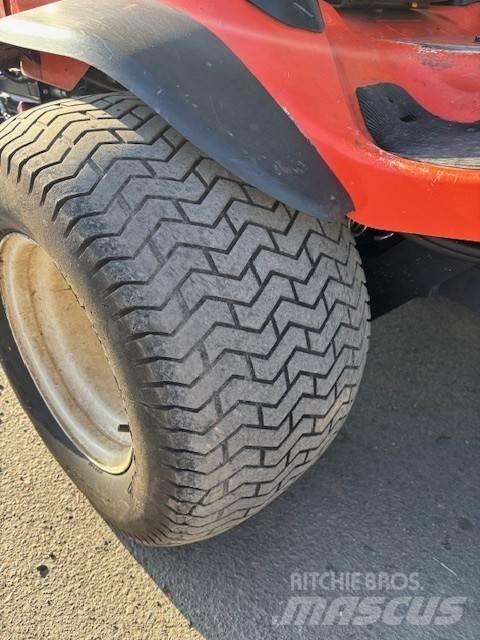 Kubota F 3090 Samochodné kosačky